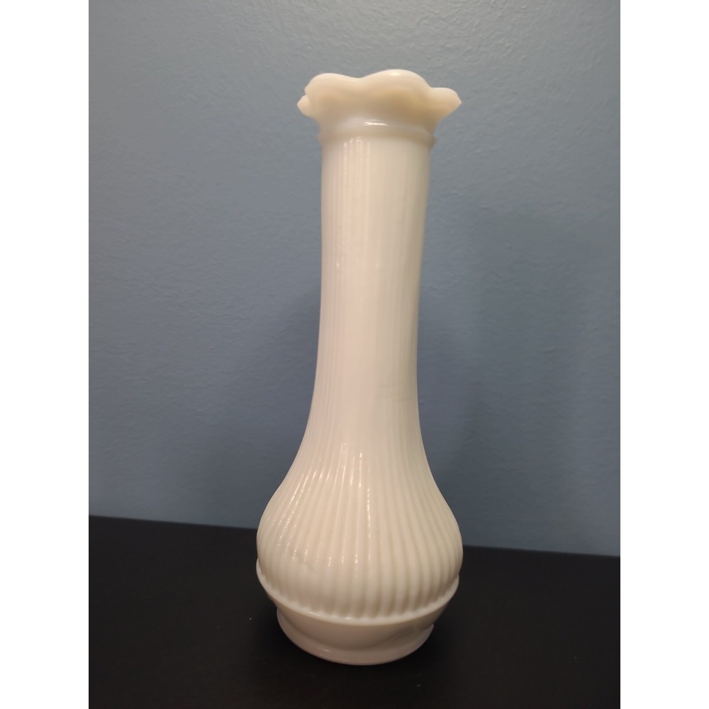 Vintage Art Deco Pillared Randall Milk Glass Boudoir Bud Vase